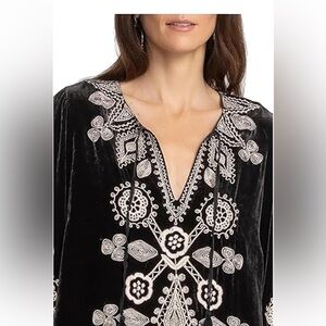 Johnny was velvet XL used dress